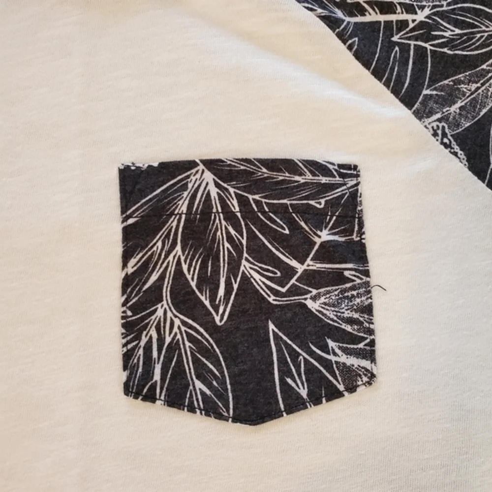 NWOT Old Navy short sleeve tshirt